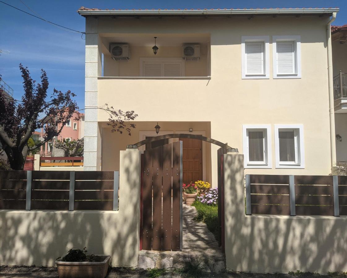 Villa The Platanus Tree Kato Vasiliki Buitenkant foto