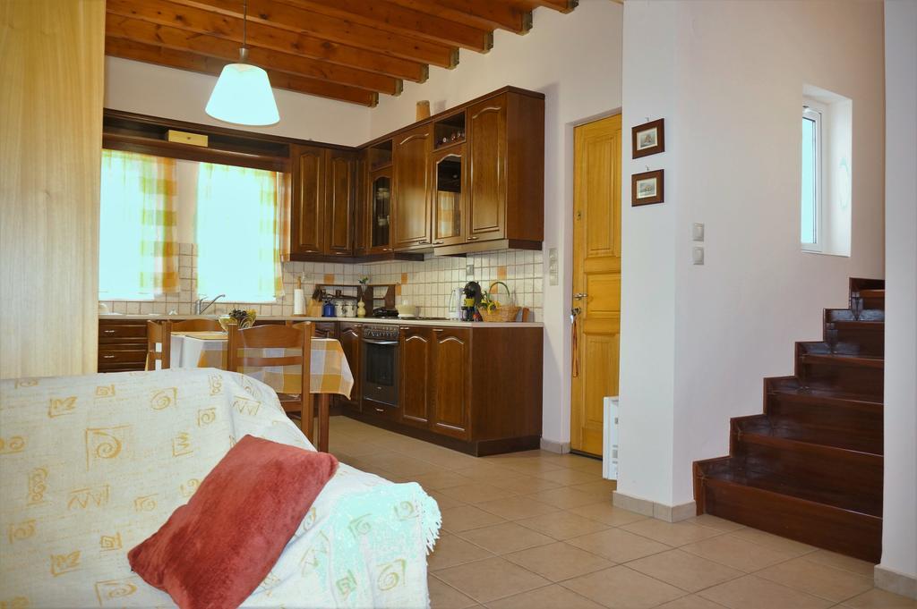 Villa The Platanus Tree Kato Vasiliki Buitenkant foto